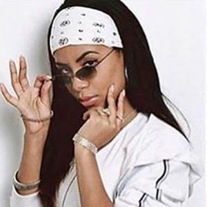 Meet your Posher, Bidur